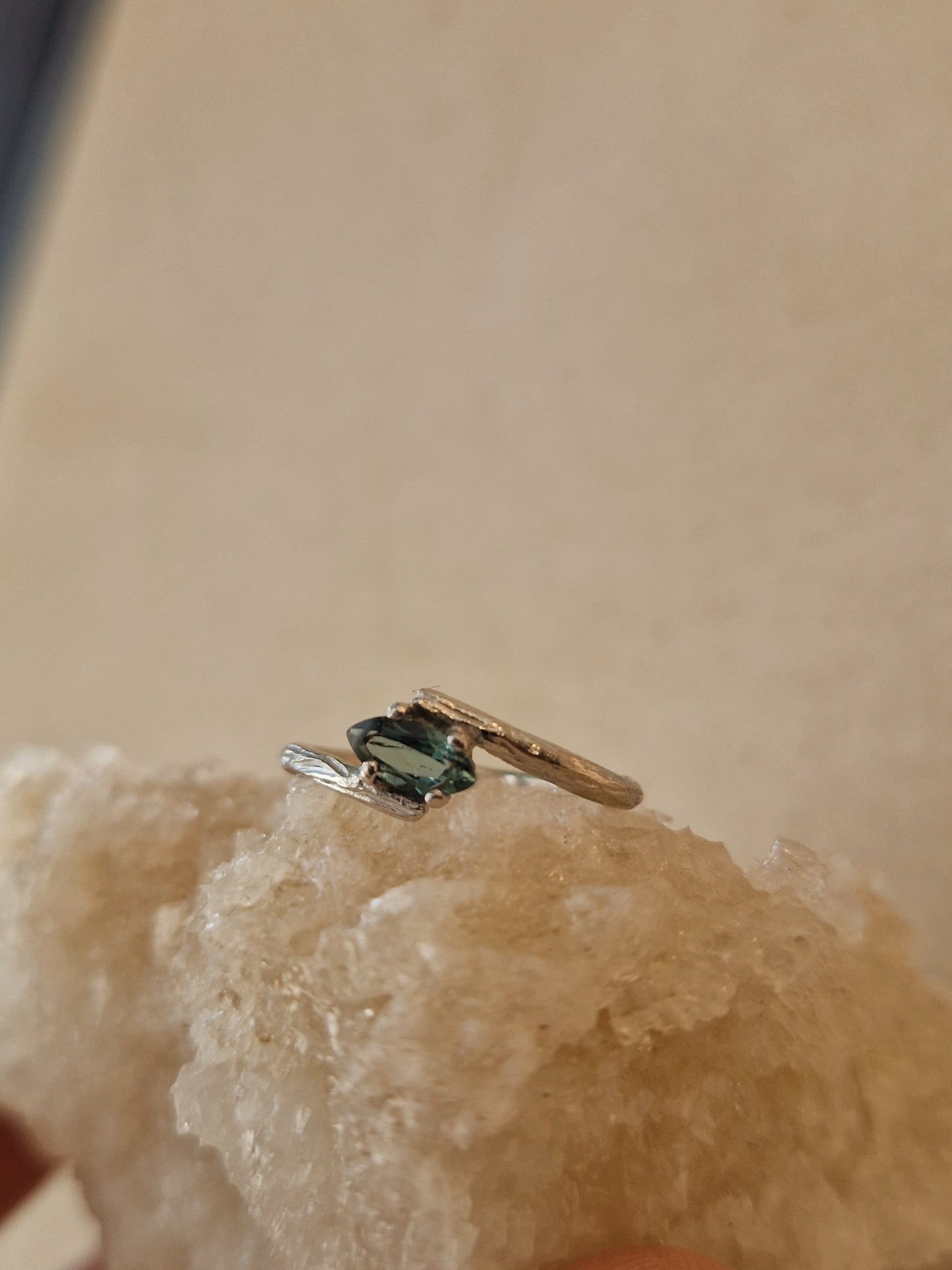 Roots Twisted Ring in 14K