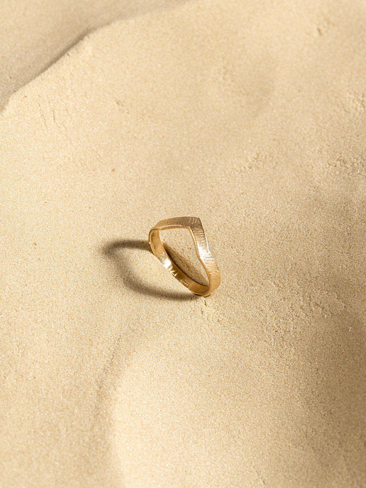 V Ring in 14K