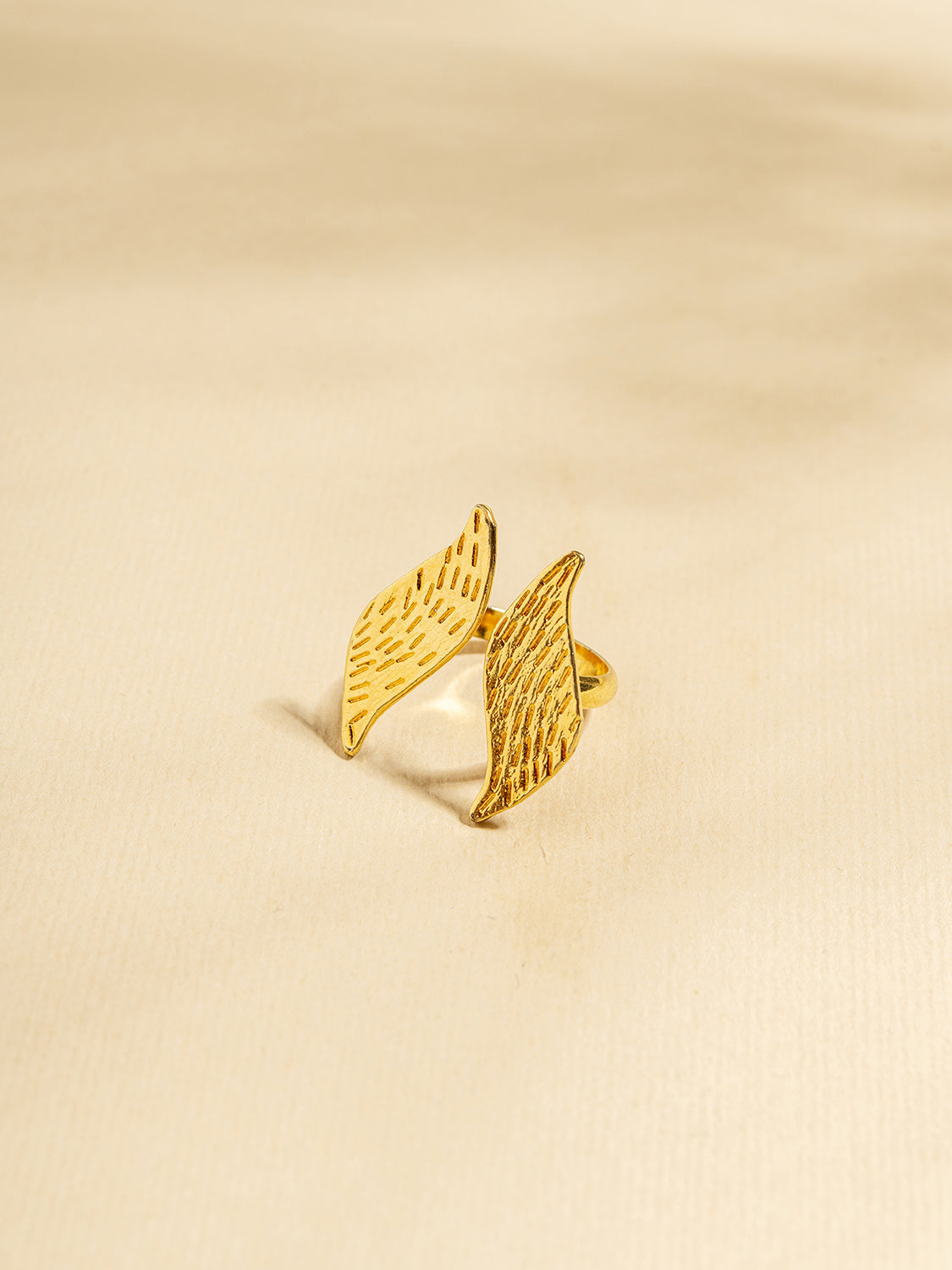 ARTO Open Wings Ring