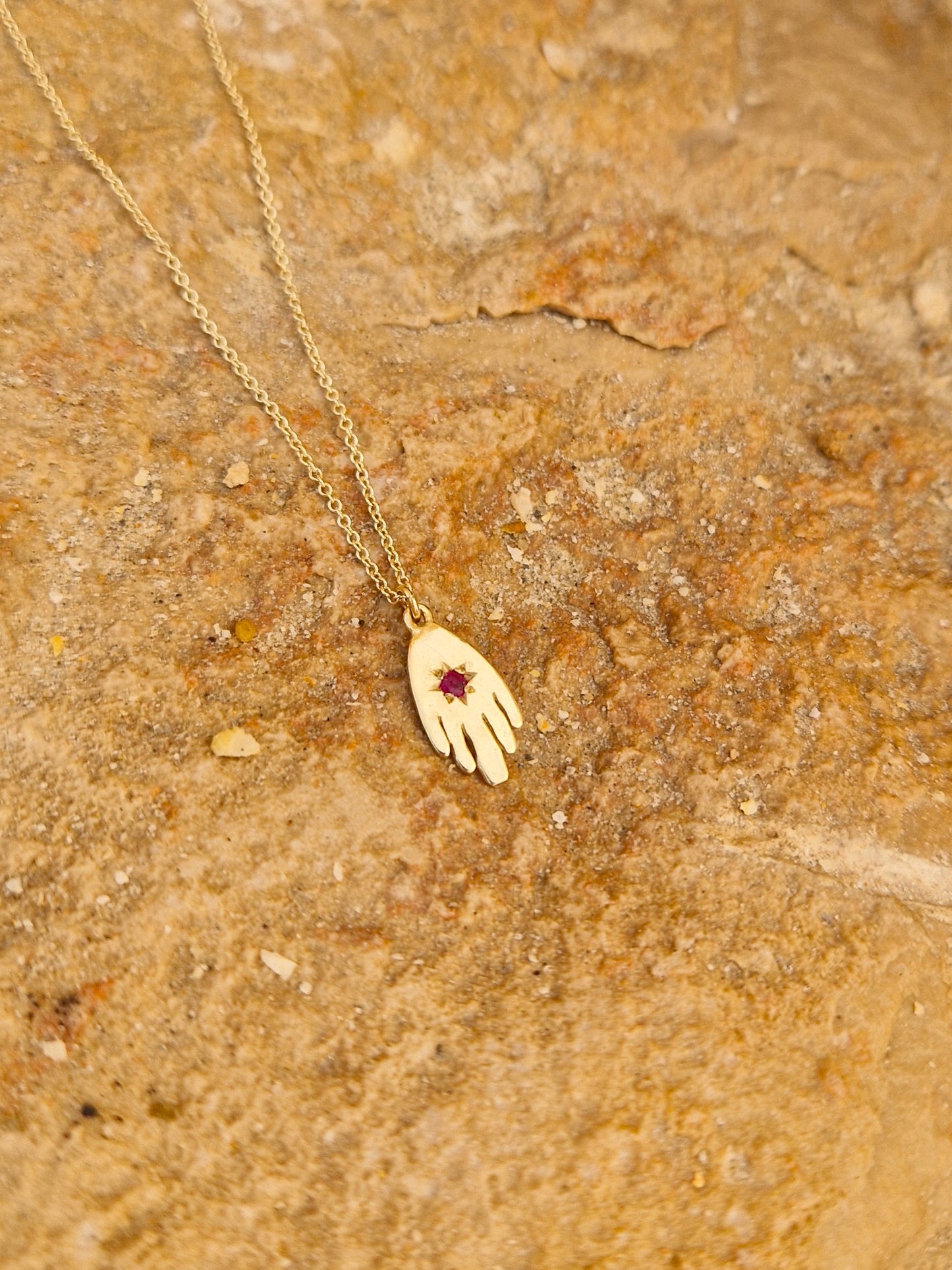 Hamsa Necklace Studded 14K