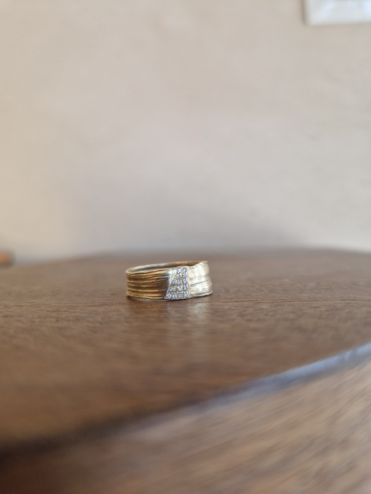 טבעת סטרטום יהלומים 14K