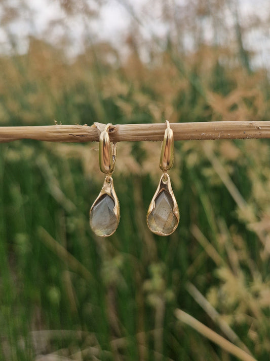 Labradorite Drop Shaped Earrings 14K