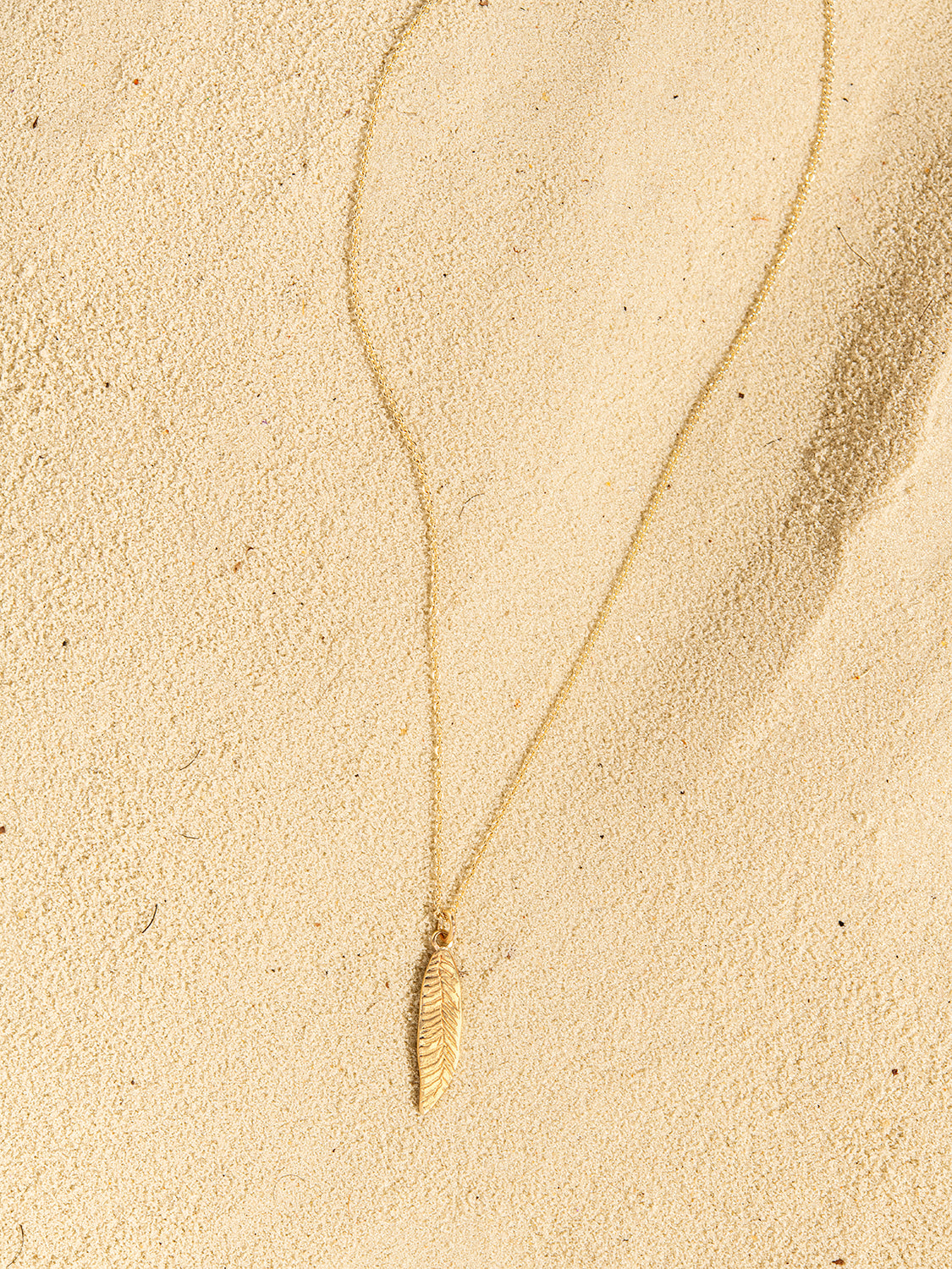 In Bloom Feather Necklace in 14K